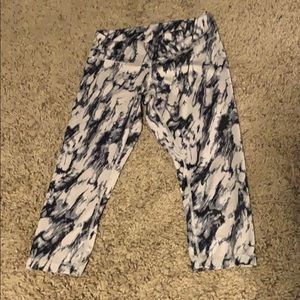 Marble Lululemon Capri Leggings